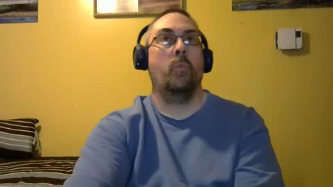 mark online show from April 28, 4:17 am