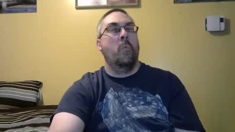 mark online show from May 1, 4:39 am
