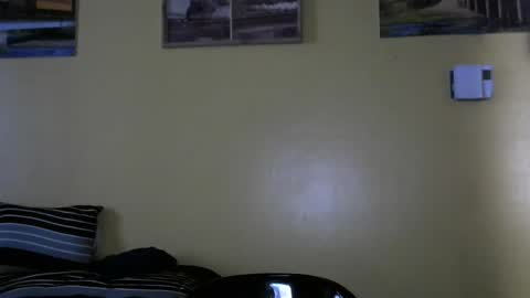 mark online show from May 3, 9:43 pm