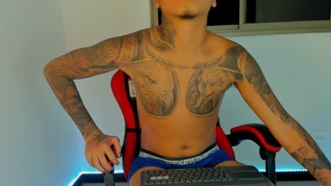 Snapshot of mnell28 chatting on March 11, 8:42 am mnell28 online show from March 11, 8:42 am