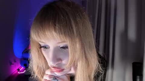 mnepohhh online show from March 8, 1:58 am