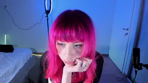 mnepohhh online show from July 27, 10:39 pm