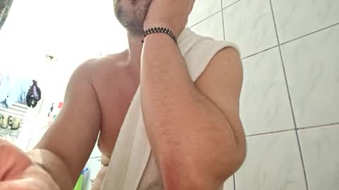 mnew69055770223 online show from October 9, 9:24 pm