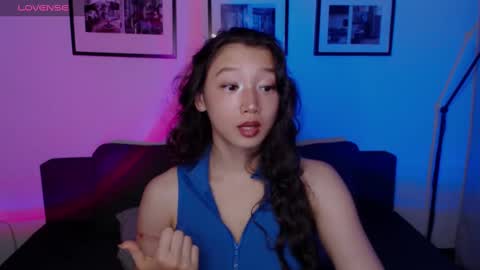 Snapshot of moana_blu chatting on January 18, 12:24 am moana online show from January 18, 12:24 am