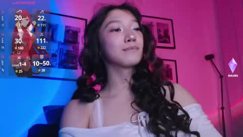 Snapshot of moana_blu chatting on March 4, 1:34 am moana online show from March 4, 1:34 am