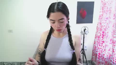 Snapshot of mocca_117 chatting on May 9, 1:38 pm Sam online show from May 9, 1:38 pm