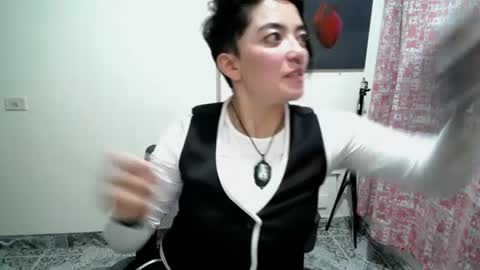 Snapshot of mocca_117 chatting on June 15, 12:57 am Sam online show from June 15, 12:57 am