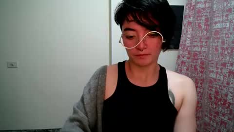 Snapshot of mocca_117 chatting on June 26, 5:23 am Sam online show from June 26, 5:23 am