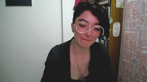 Snapshot of mocca_117 chatting on July 12, 1:07 am Sam online show from July 12, 1:07 am