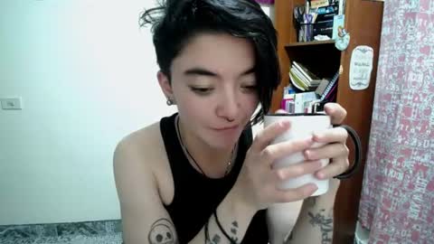 Snapshot of mocca_117 chatting on July 15, 4:18 am Sam online show from July 15, 4:18 am