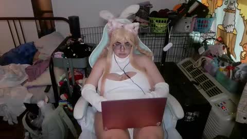 The Mochi Rainbow Variety Show online show from March 29, 10:43 pm