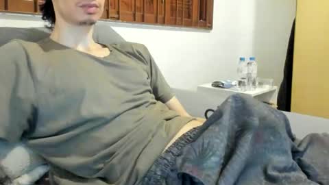 DigBreed online show from February 4, 3:12 am