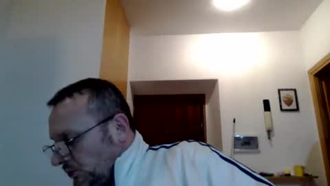 modesto1969 online show from February 8, 10:29 pm