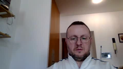 modesto1969 online show from February 9, 10:09 am