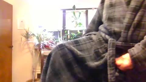 moeblick online show from December 4, 12:36 pm