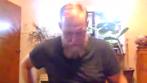 Snapshot of moeblick chatting on September 24, 11:24 am moeblick online show from September 24, 11:24 am