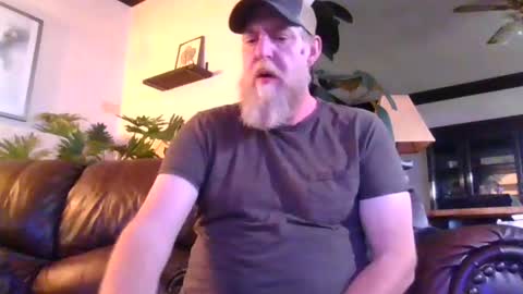 Snapshot of moeblick chatting on November 16, 9:42 pm moeblick online show from November 16, 9:42 pm