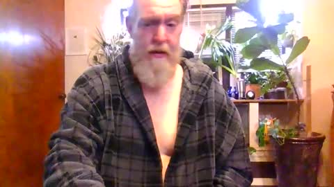 Snapshot of moeblick chatting on December 2, 12:21 pm moeblick online show from December 2, 12:21 pm