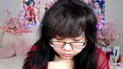 Snapshot of moertomlly chatting on April 18, 4:38 am Molly online show from April 18, 4:38 am