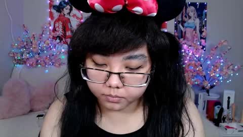 Snapshot of moertomlly chatting on April 23, 3:41 am Molly online show from April 23, 3:41 am