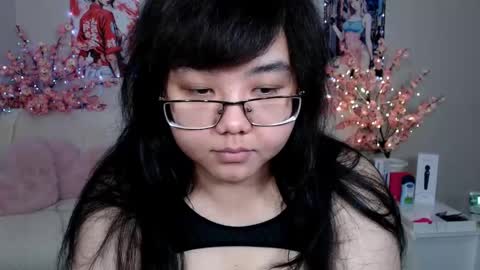 Snapshot of moertomlly chatting on April 26, 3:37 am Molly online show from April 26, 3:37 am