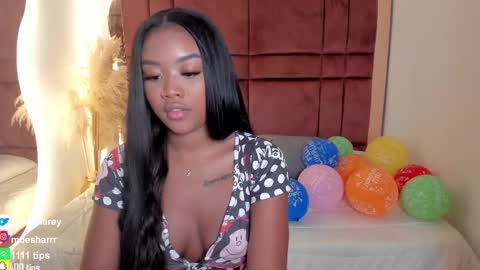 Snapshot of moesha_rey chatting on March 11, 11:04 pm Moesha online show from March 11, 11:04 pm