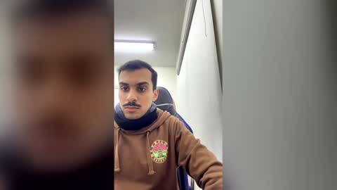 mohammedthebestis10 online show from December 22, 4:04 pm