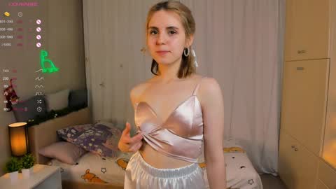 Laura online show from January 25, 1:10 am