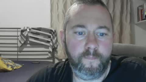 Snapshot of moistfalafel chatting on February 5, 6:12 pm Jode online show from February 5, 6:12 pm