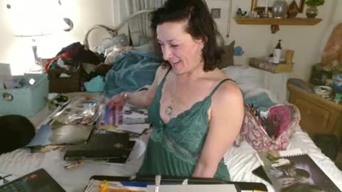 Snapshot of moistknickerchick chatting on March 2, 6:48 am MoistKnickerChick online show from March 2, 6:48 am