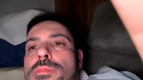 Snapshot of moli792 chatting on February 15, 1:35 am moli792 online show from February 15, 1:35 am