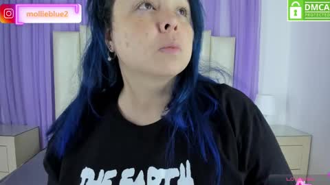 Hey Guys  Im Mollie online show from December 5, 12:11 pm