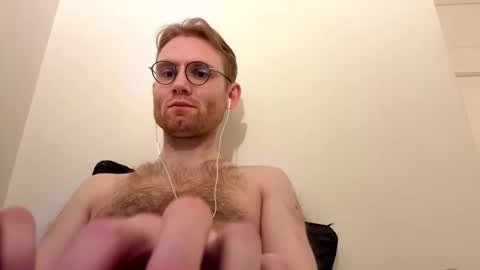 molliter online show from October 29, 11:39 pm