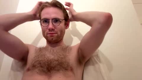 Snapshot of molliter chatting on May 24, 2:27 am molliter online show from May 24, 2:27 am