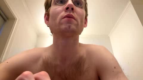 Snapshot of molliter chatting on June 3, 12:46 am molliter online show from June 3, 12:46 am
