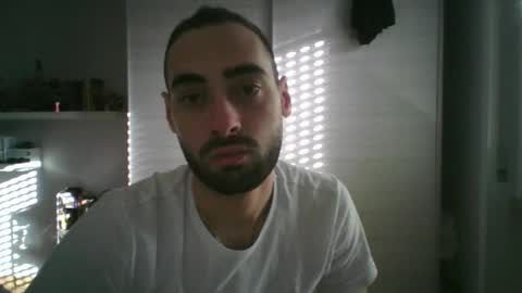 mollo20 online show from October 31, 2:07 pm