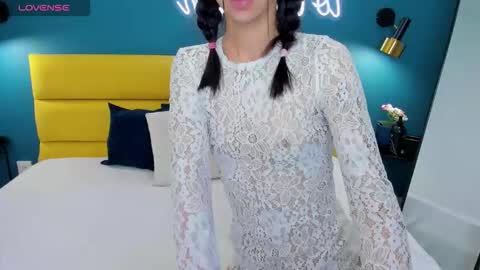 Molly  online show from November 30, 2:04 am