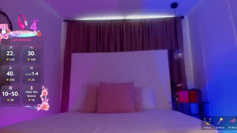      online show from November 17, 2:01 pm