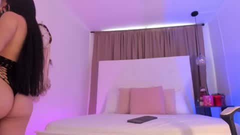      online show from November 20, 2:28 pm