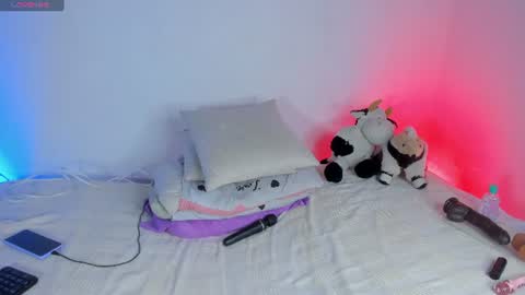 milee online show from July 22, 1:52 am