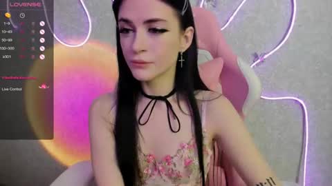 Snapshot of molly_crystall chatting on July 26, 2:31 am Molly - online show from July 26, 2:31 am