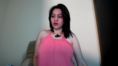 Snapshot of molly_fragance chatting on October 8, 7:11 pm Molly online show from October 8, 7:11 pm