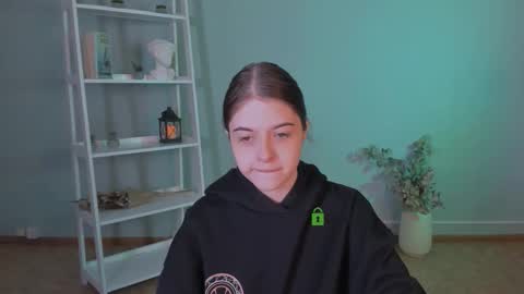 molly_hollow online show from February 4, 9:26 am