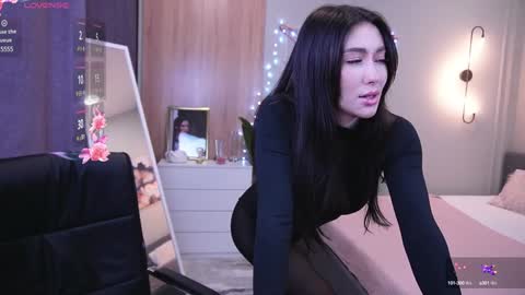 Molly online show from January 18, 3:42 am