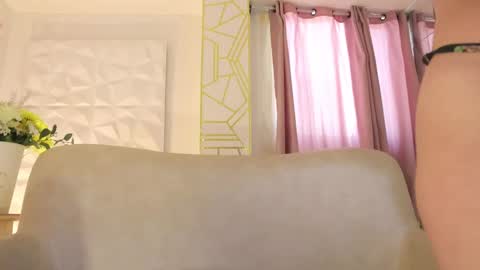 Snapshot of molly_marmalade_ chatting on February 28, 4:42 pm MOLLY online show from February 28, 4:42 pm