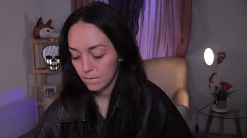 Snapshot of molly_marmalade_ chatting on October 14, 2:07 pm MOLLY online show from October 14, 2:07 pm