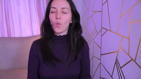 Snapshot of molly_marmalade_ chatting on November 10, 3:00 pm MOLLY online show from November 10, 3:00 pm