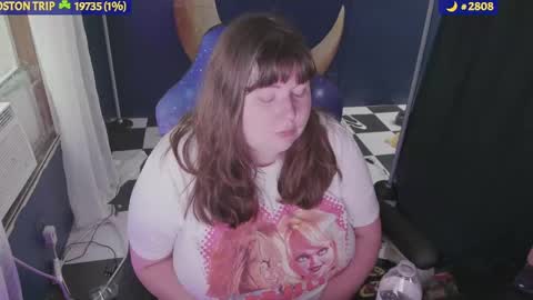 molly_moons online show from September 16, 8:10 pm