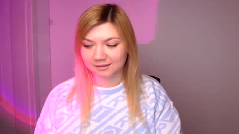 Molly online show from January 7, 12:20 pm