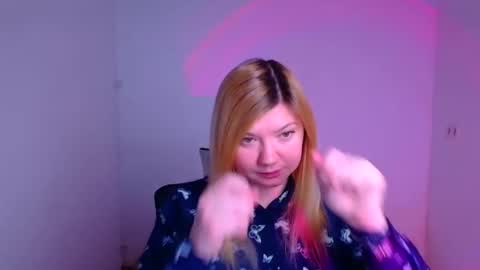 Molly online show from February 1, 6:21 am